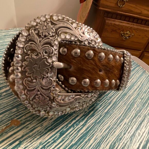 Nocona Women’s Leather/Calf Hair Rhinestone/Studs Western/Cowgirl Belt Size - Picture 6 of 14